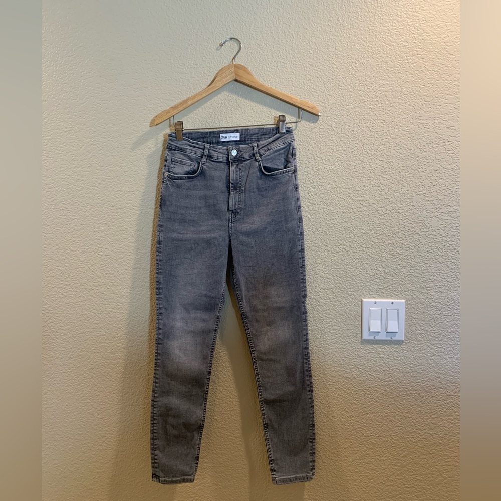 Zara jeans